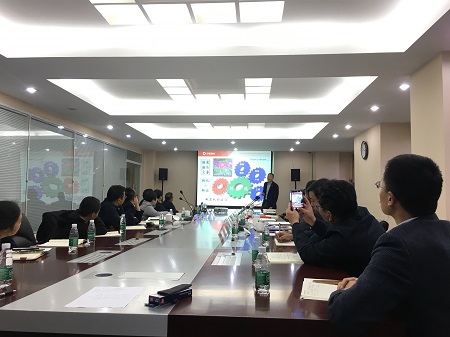 20191024王益民到基层支部讲《学党史、初心不忘，谋发展、使命服膺》主题教育专题党课2-450.jpg